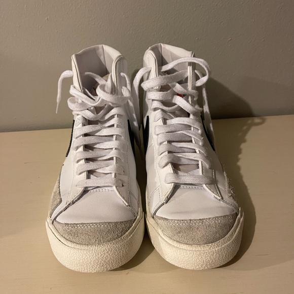 Womens nike blazers size 9.5 - Picture 5 of 5